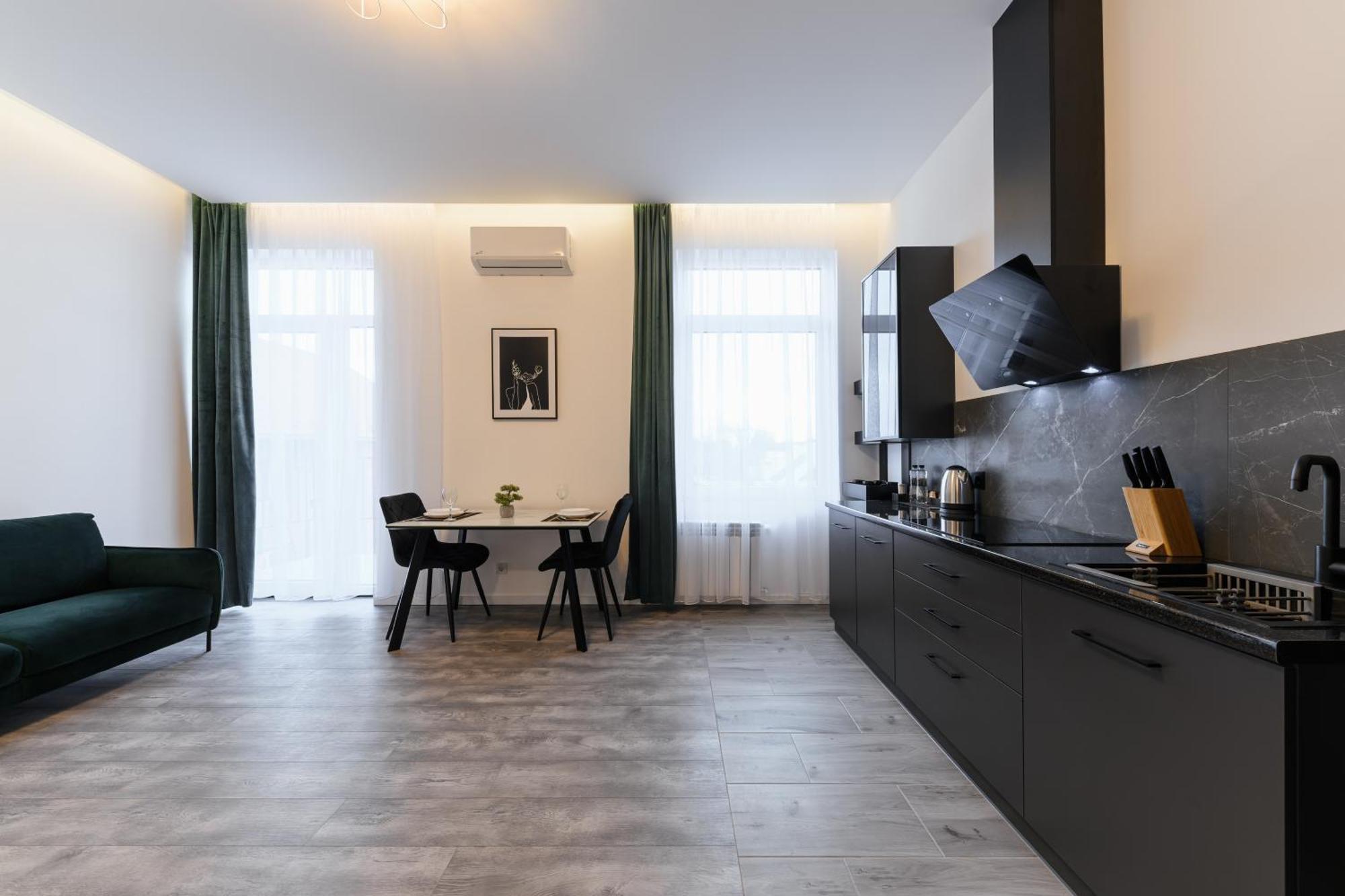 Luxury Apartments Laborca Uzjhorod Exteriör bild