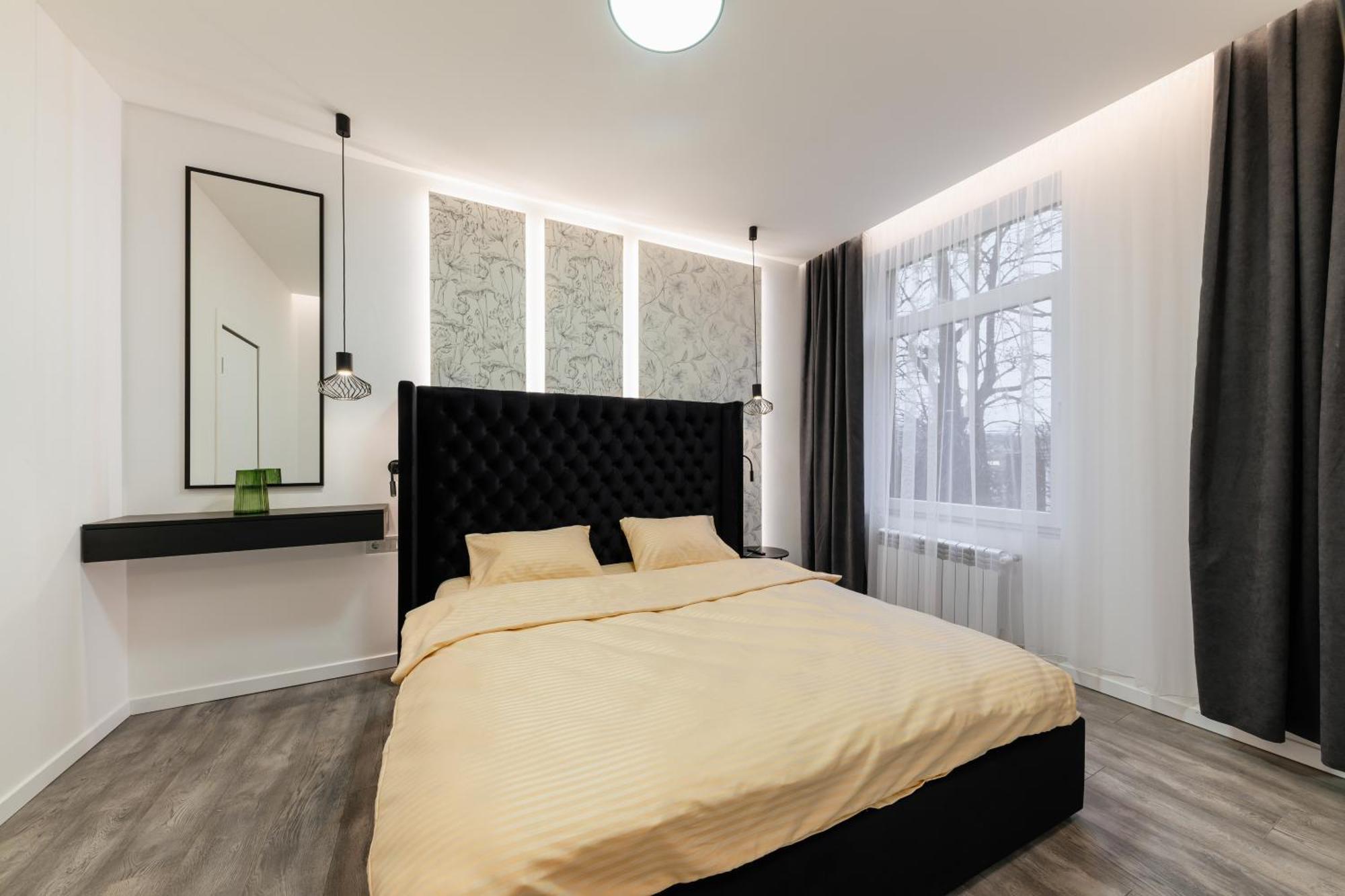 Luxury Apartments Laborca Uzjhorod Exteriör bild