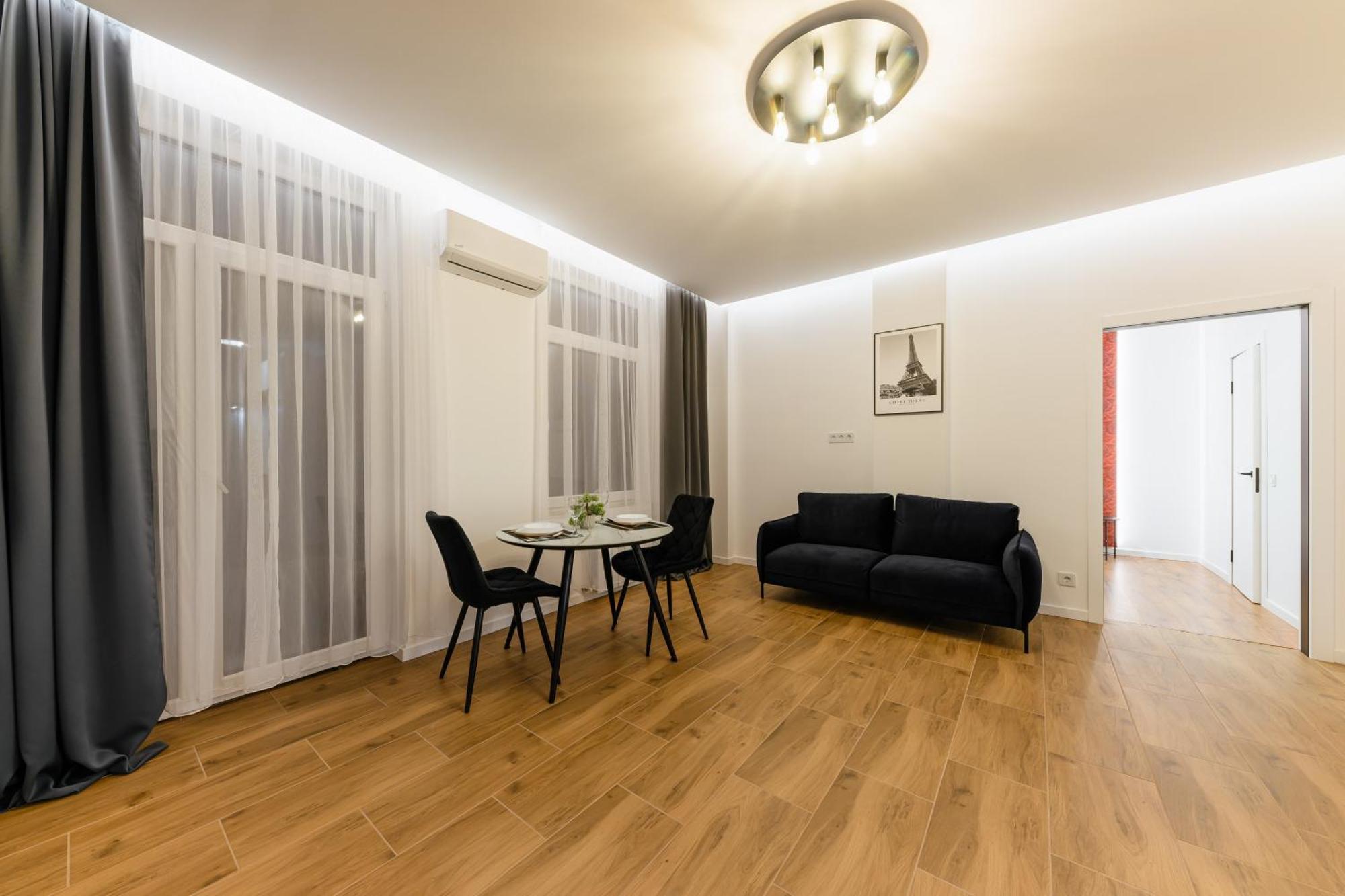Luxury Apartments Laborca Uzjhorod Exteriör bild