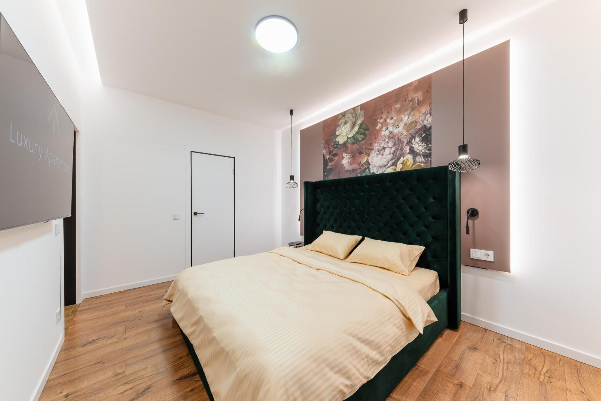 Luxury Apartments Laborca Uzjhorod Exteriör bild